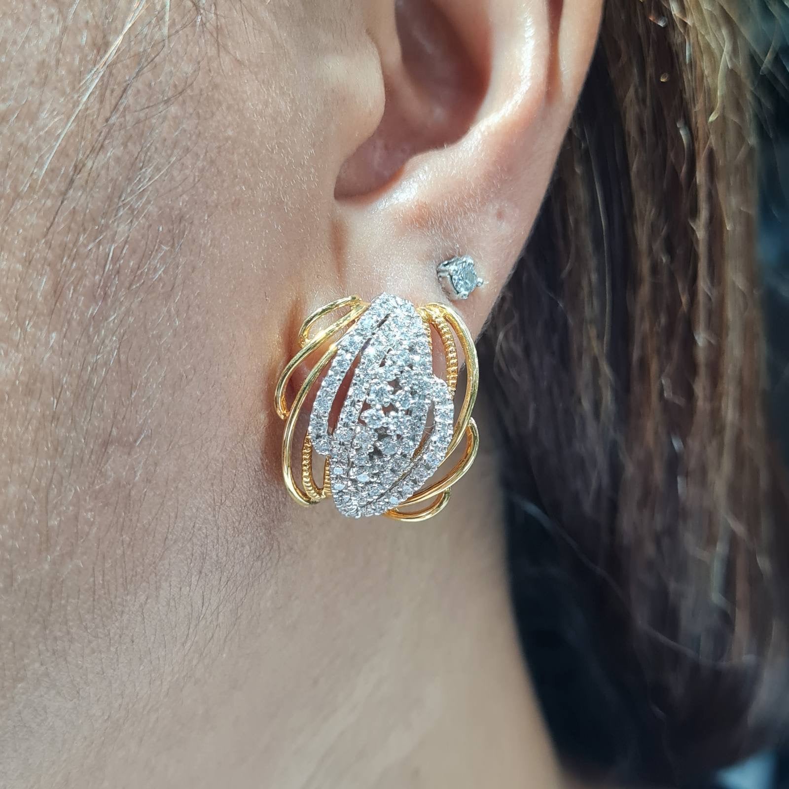 Yellow Gold Studded Diamond Earrings 18K