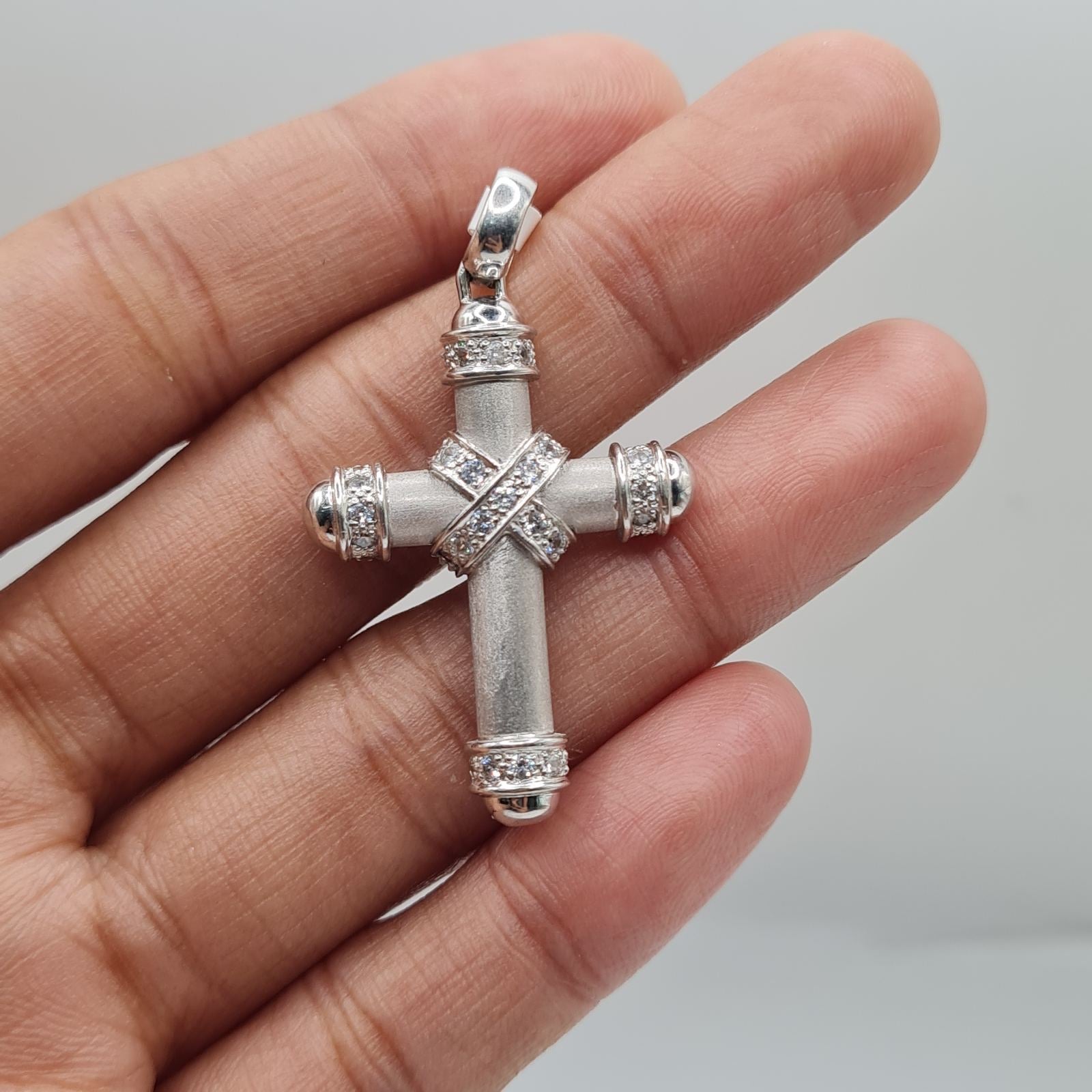 Cross Capsule Diamond Necklace Pendant 18K