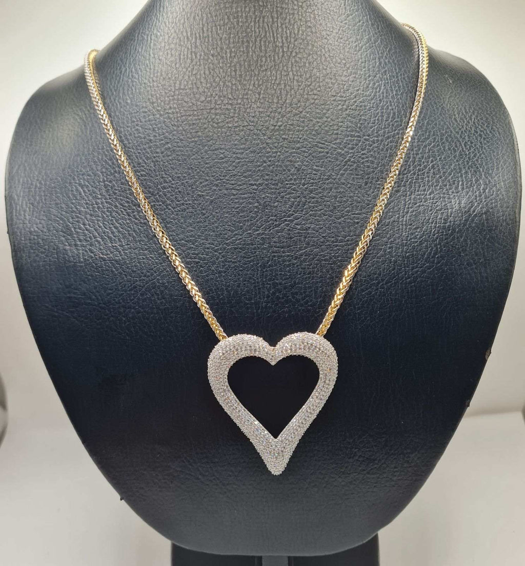 Classic Heart Large Diamond Necklace 18K