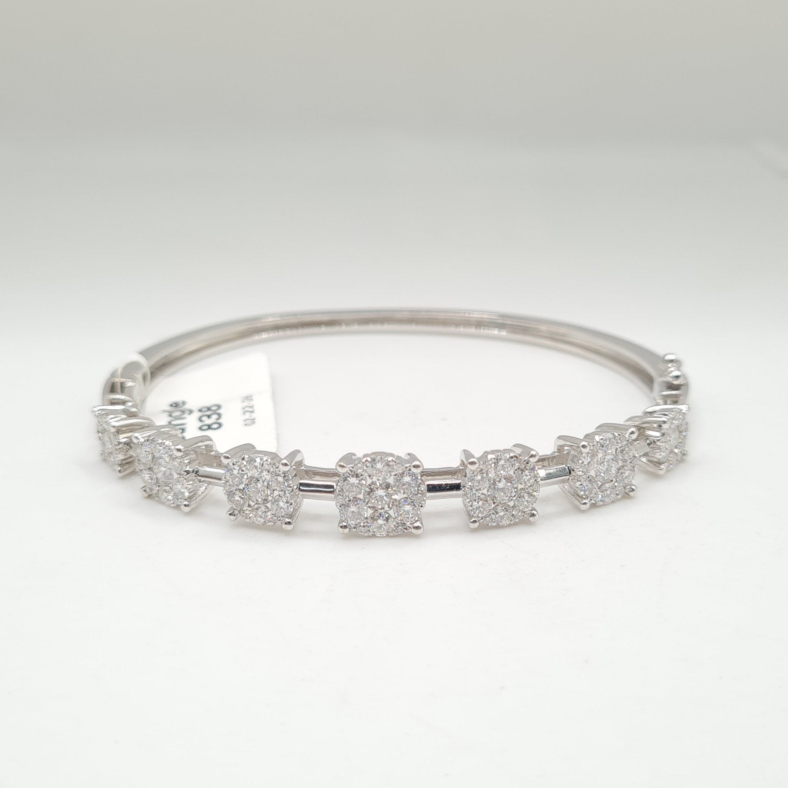 XX Classic White Gold Round Invisible Settings Diamond Pave Bracelet 18K