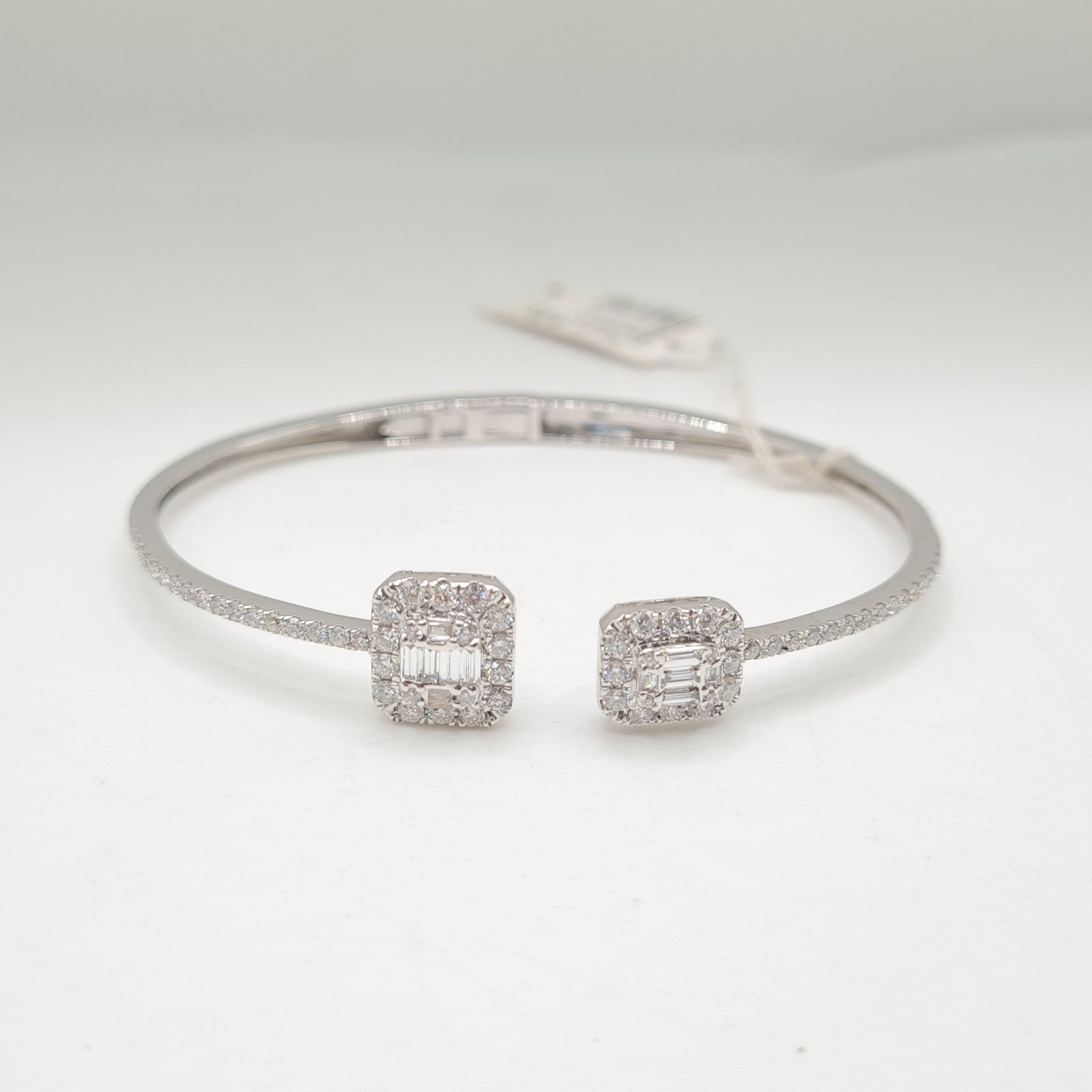 XX Classic White Gold Emerald Baguette Diamond Open Cuff Bangle Bracelet 14K