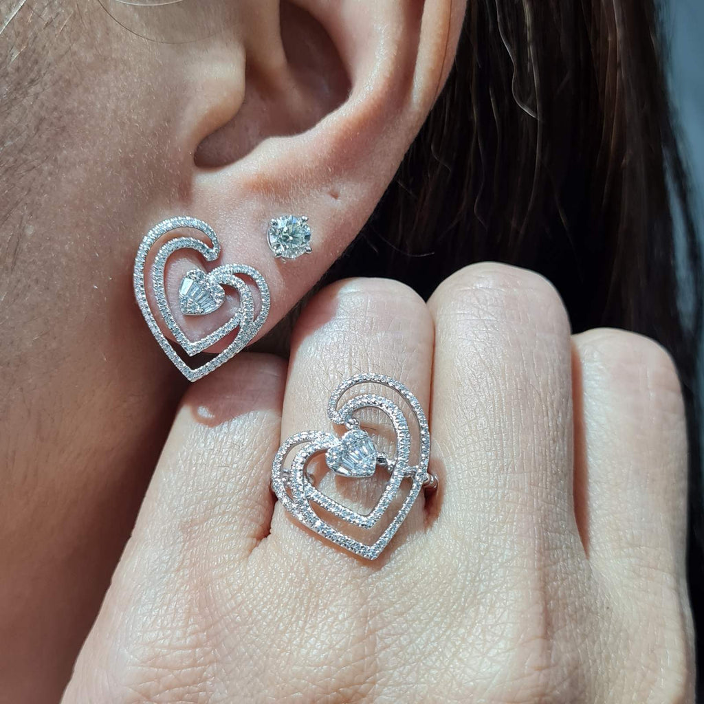 Classic Heart Seamless Shank Diamond Jewelry Set 14K