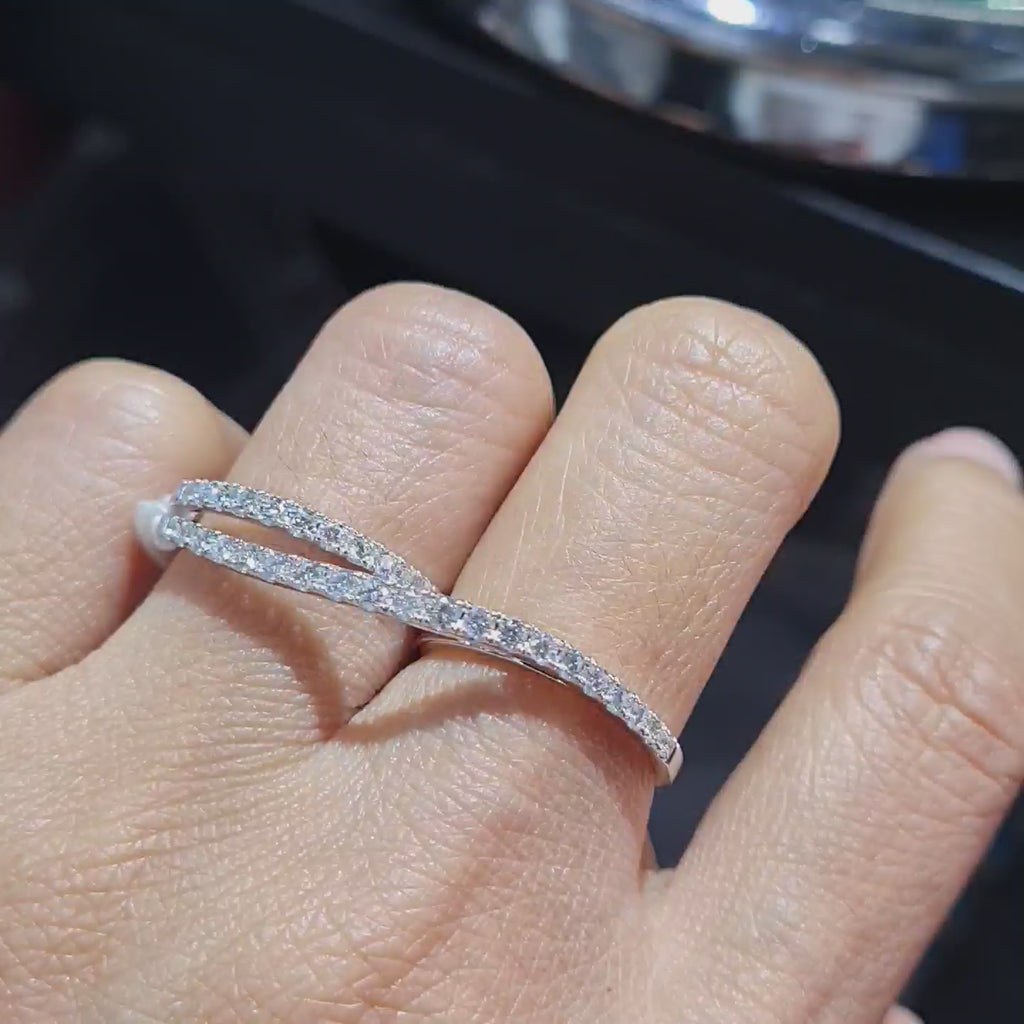 Twist Paved Diamond Ring