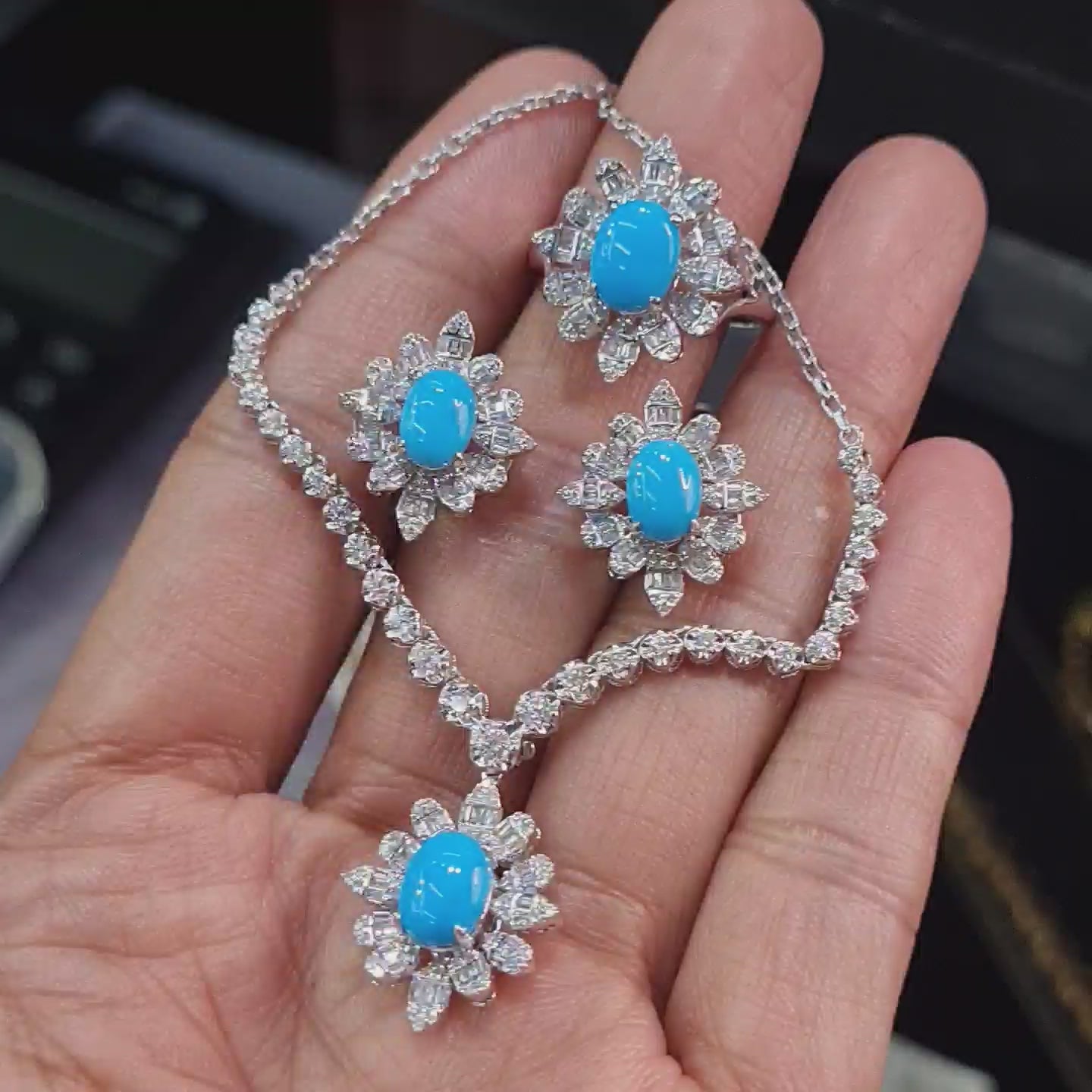 Turquoise Gemstones Diamond Jewelry Set 14K