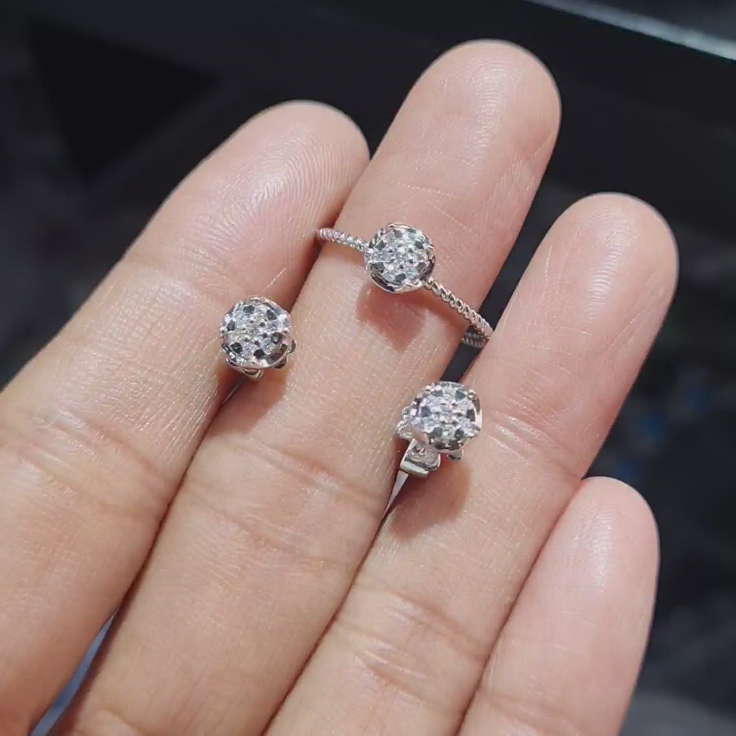 Dainty Round Diamond Jewelry Set