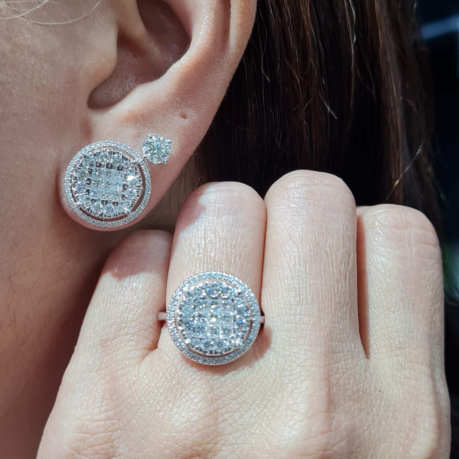 Classic Round Halo Invisible Setting Statement Diamond Jewelry Set 14K