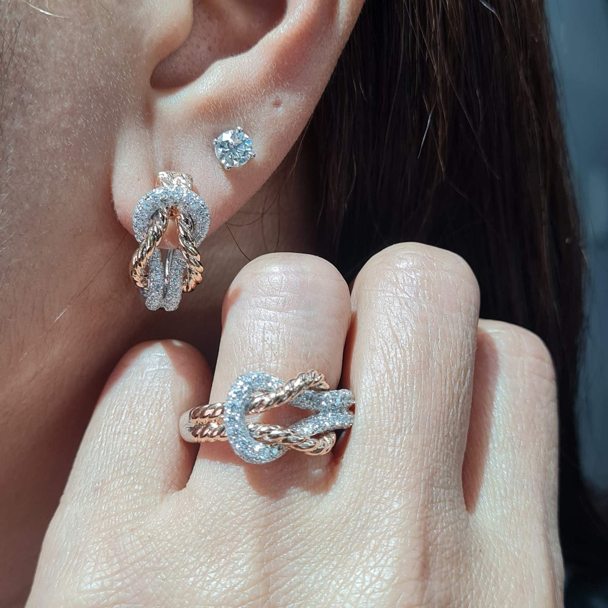 Two Tone Knot Beaded Diamond Jewelry Set 18K